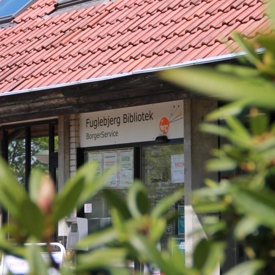 Indgang til Fuglebjerg bibliotek