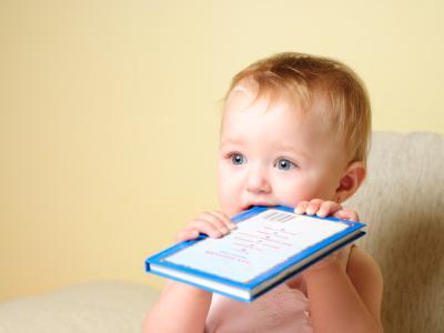 Baby-bogklub. Fotokreditering: Colourbox.