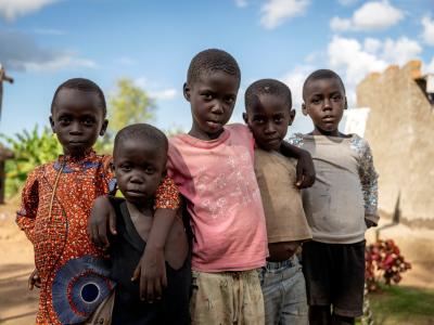 Foto af børn i Uganda. Fotokreditering: Jesper Houborg.