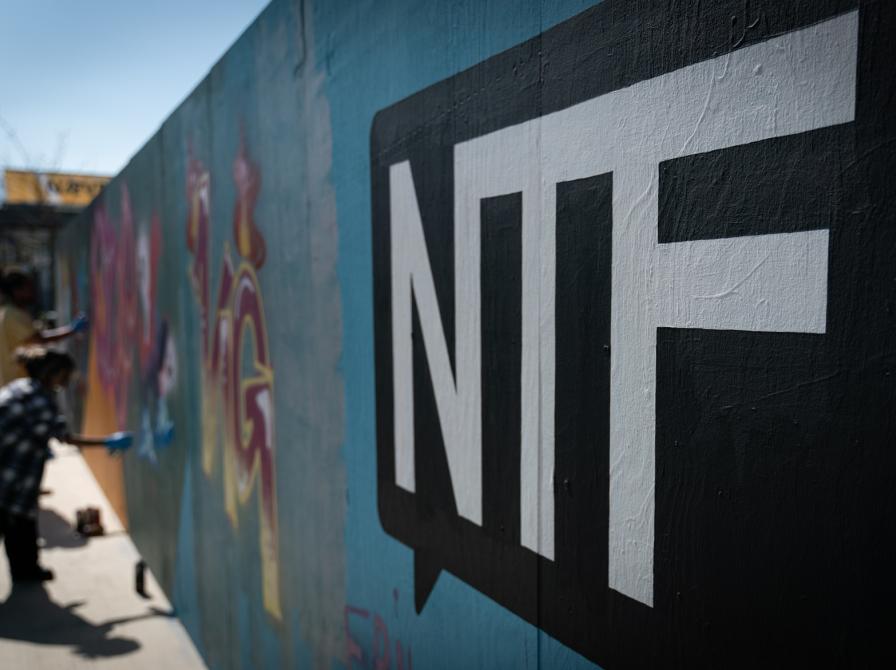 Graffitiworkshop til Næver Tell Festival 2022. Fotokreditering: Lea, Næstved Bibliotek og Borgerservice.